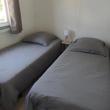 Franck's Tiny House Les Viviers Campingplads *
