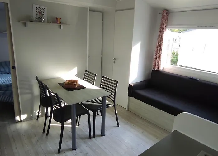 Franck's Tiny House Les Viviers Леж-Кап-Ферре